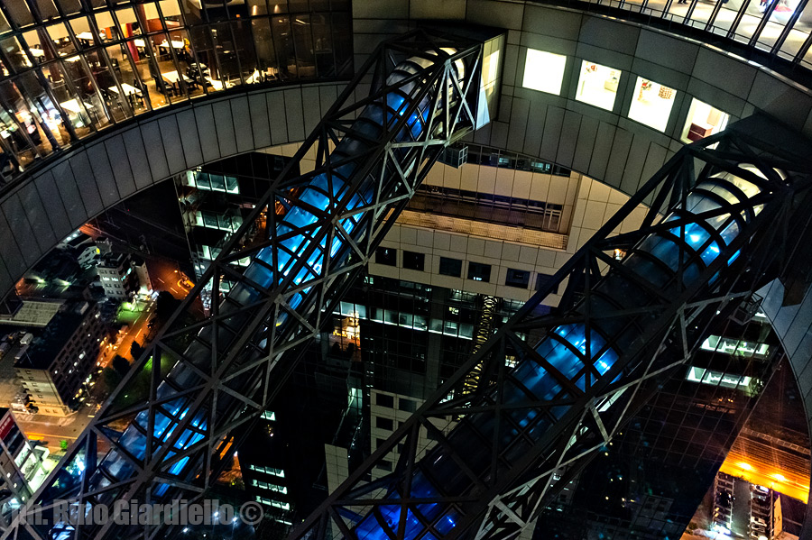 Umeda Sky Building, Osaka. Foto © Rino Giardiello