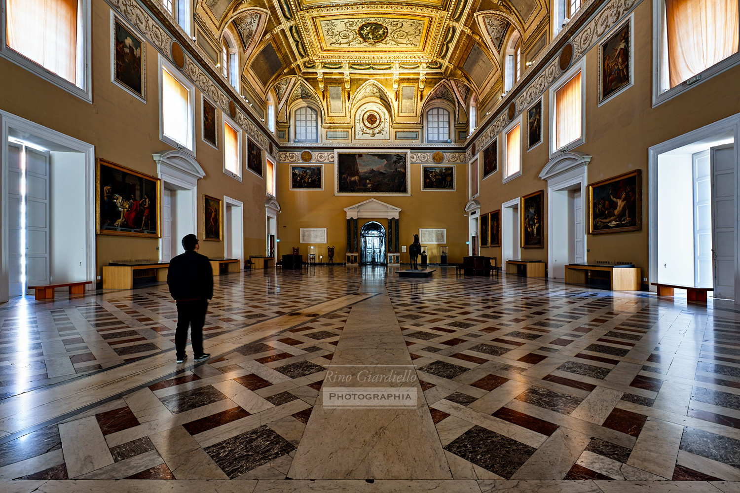 Sigma 12-24 Art Museo Nazionale di Napoli