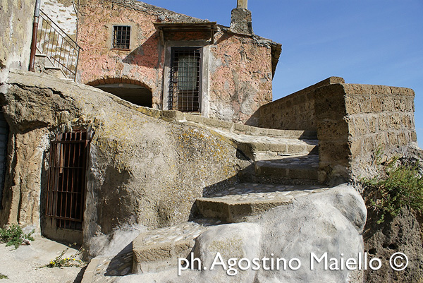 Calcata © Nadir Magazine ph. Agostino Maiello