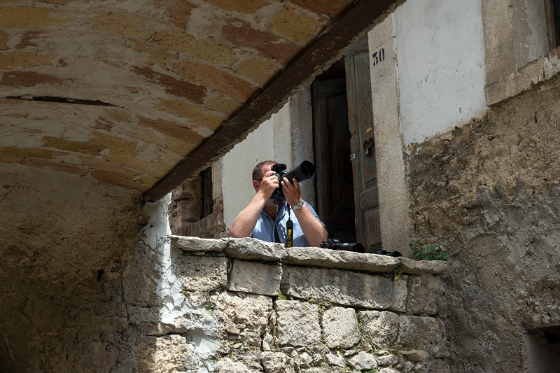 2° Incontro Foveon in Abruzzo. Workshop ritratto ambientato/></p>
  <p align=