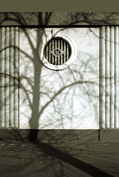 Colonia, foto di Rino Giardiello © Nadir Magazine